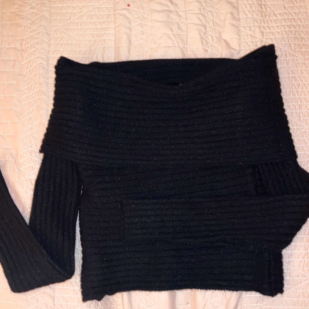 Sweater knitted long sleeve